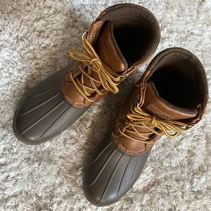 Boys Sperry boots